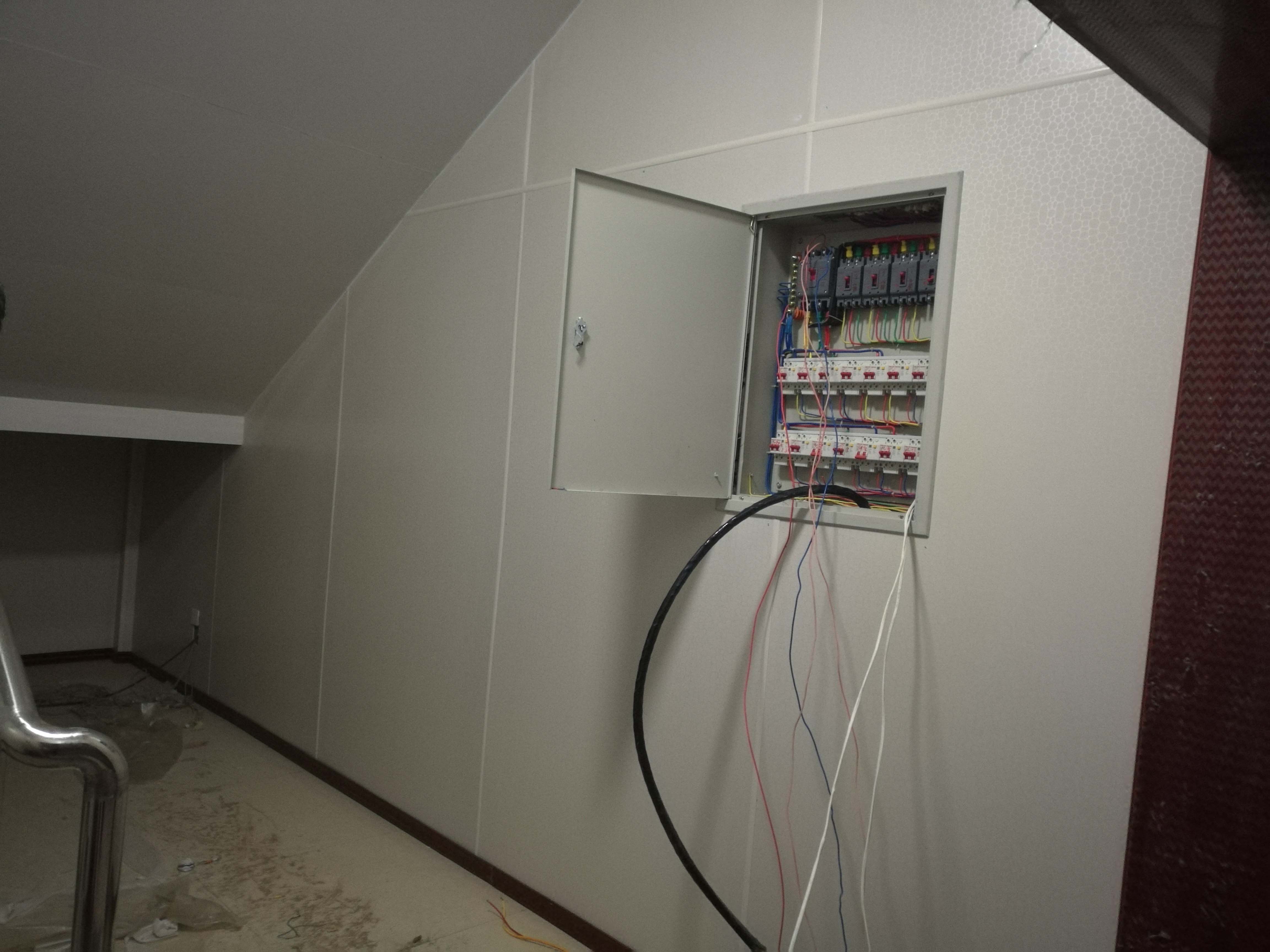 洁净板装修现场