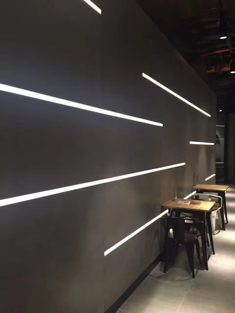 LED与清水板的结合