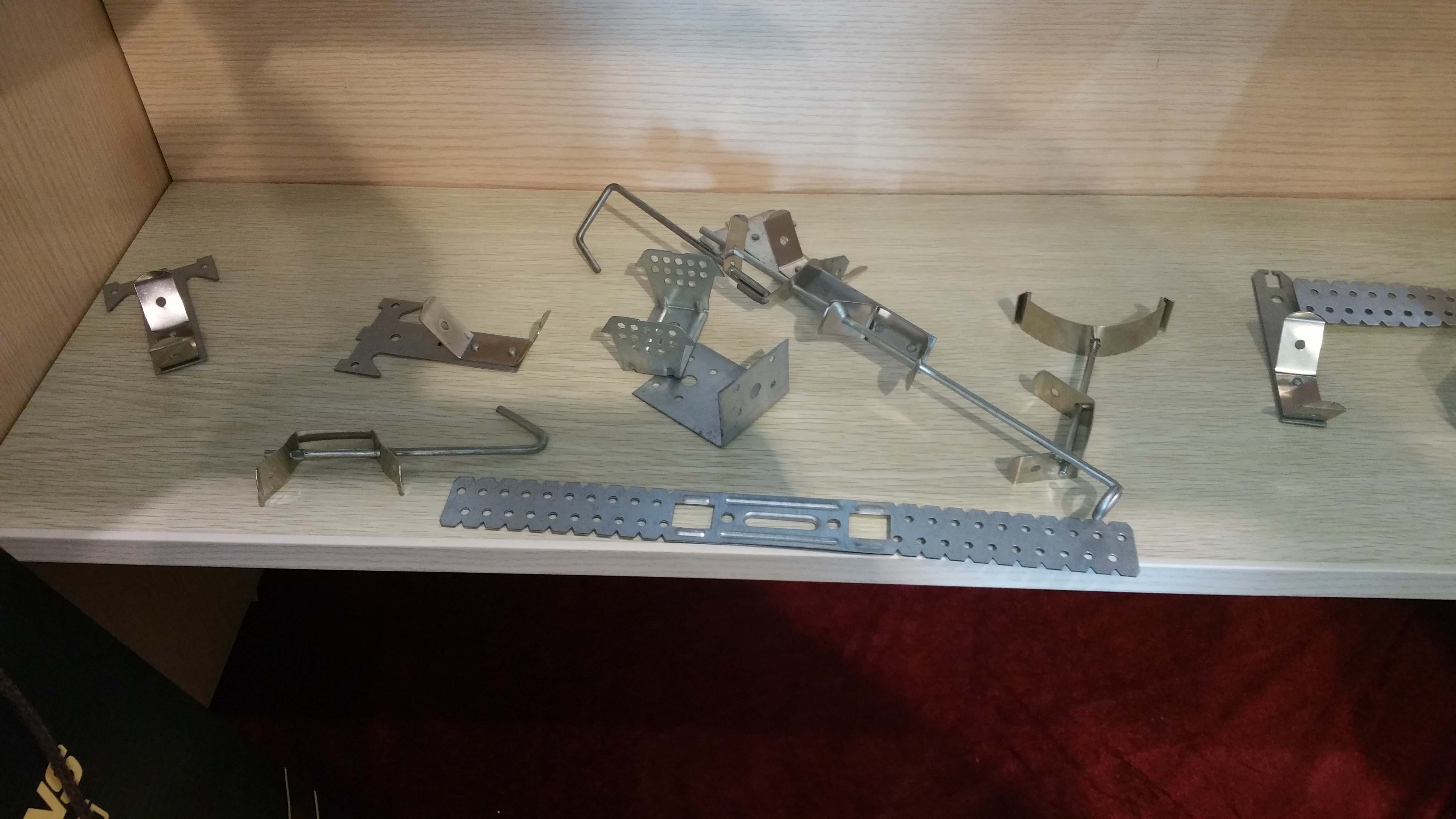 异型轻钢龙骨配件